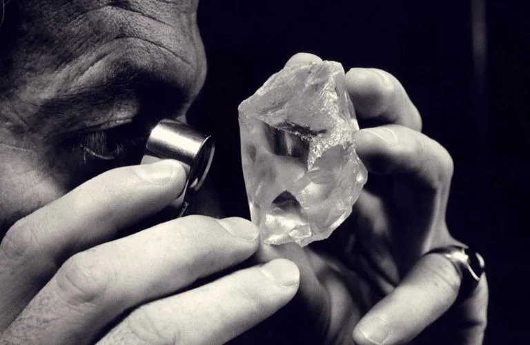 Experts Craft Diamonds Searching